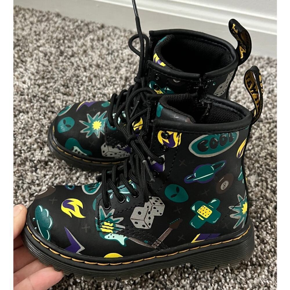 Dr. Martens Black Space Graphic Boots toddler 9